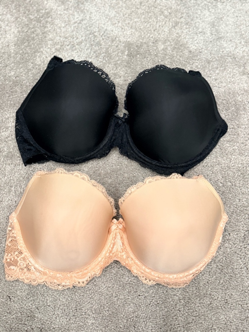 NWOT Victoria's Secret Dream Angels Line Demi/Demi Double Lace-Edge Bras